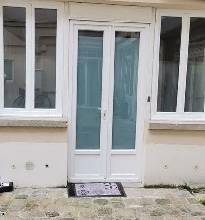 Beau studio lumineux