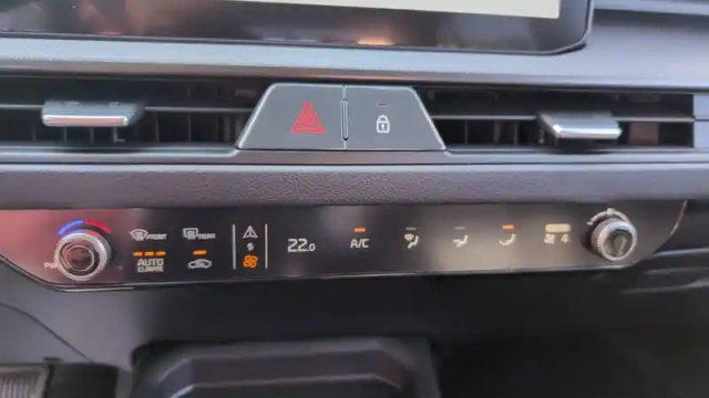 Kia Stonic 1.0 t-gdi 100 ch dct7 — photo 63