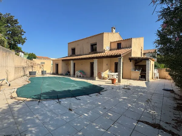 Maison 5 pièces 146 m²