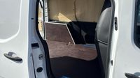 Peugeot Partner Standard 650kg BlueHDi 100ch S&S BVM5 Asphalt — photo 13