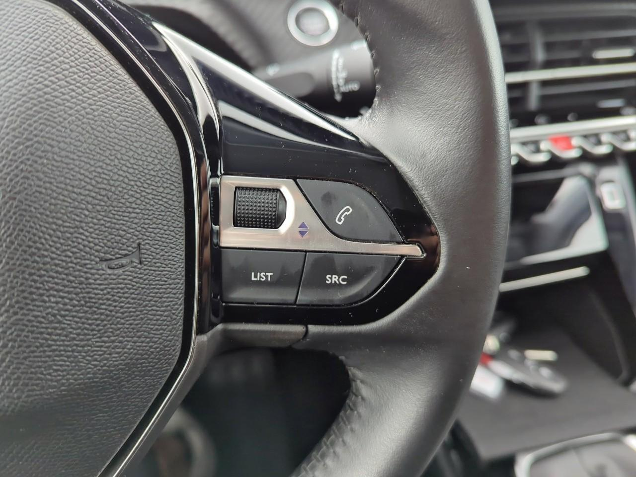 Peugeot 208 puretech 100 s&s bvm6 allure — photo 19