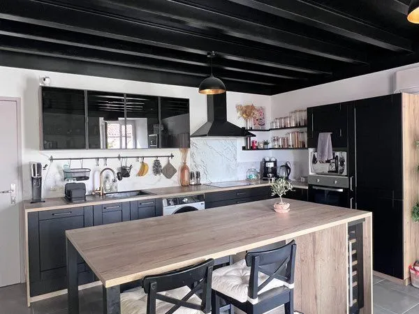Appartement T3 duplex - 52 m² - Jardin privatif - 2 parkings - Villelaure