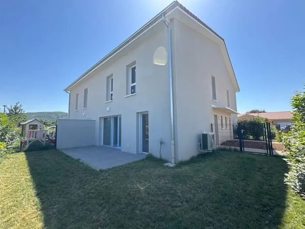 Maison 4 pièces 90 m²