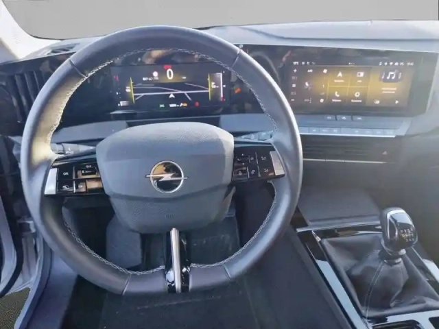 Opel Astra 1.2 turbo 110 ch bvm6 — photo 26