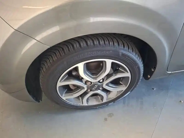 Kia Picanto 1.0l 66 ch isg — photo 15