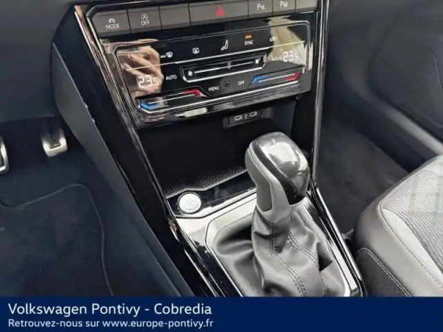 Volkswagen T-Roc 1.5 tsi evo2 150ch r-line edition dsg7 — photo 9