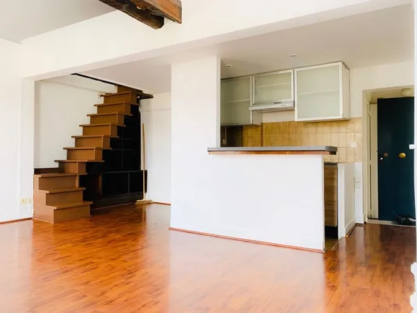 LOCATION T2 DUPLEX, rue Serpente, PARIS VI