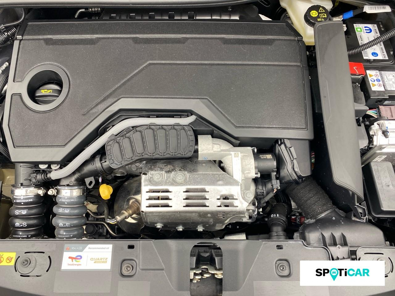 Peugeot 2008 1.2 hybrid 145ch allure e-dcs6 — photo 20