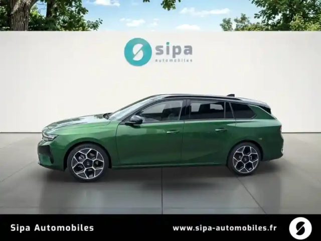 Opel Astra sports tourer 1.2 turbo hybride 145 ch automatique — photo 2