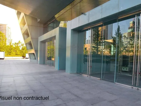 Local commercial 476 m²