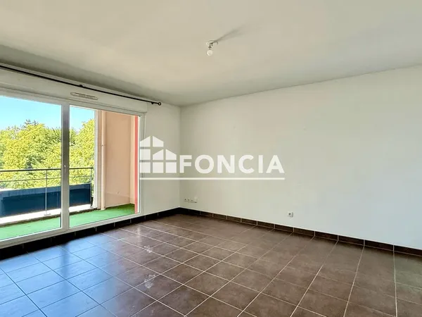 Appartement T3 de 69 m² - Proche centre-ville de Bourgoin-Jallieu