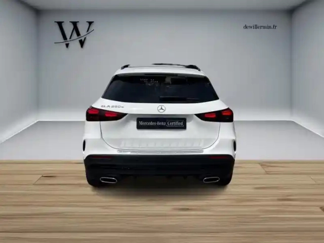 Mercedes Gla 250 e hybrid eq amg line — photo 6