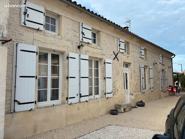 À vendre maison charentaise