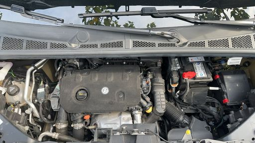 Citroen Berlingo 1.5 BlueHDi 130 EAT8 - Ambiance Xtr – 2025 – 33355 km – Diesel – Boîte Automatique — photo 26