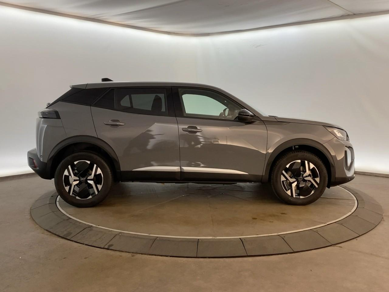 Peugeot 2008 hybrid 145 ch e-dcs6 allure — photo 4