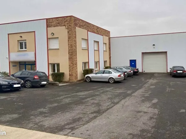 Batiment et fond de commerce garage