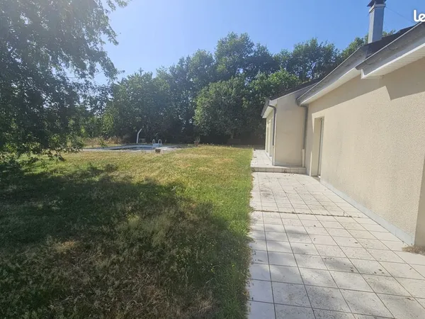 Pavillon 6 pièces 230 m²