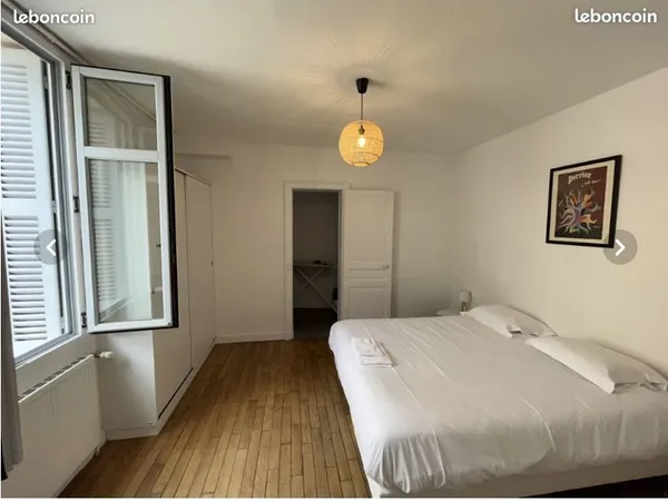 Appartement 2 chambres à 50 m de la place Francis Louvel