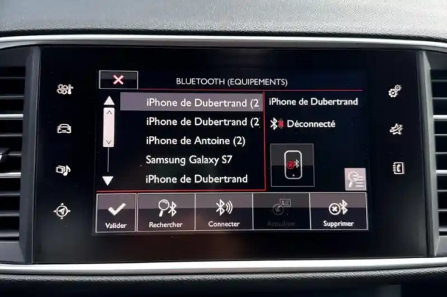 Peugeot 308 1.2 puretech 130ch s&amp;s eat6 — photo 17