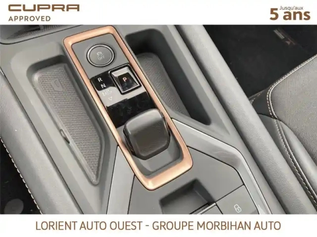 Cupra Leon 1.5 etsi hybrid 150 ch dsg7 — photo 39