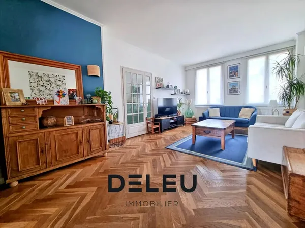 MAISON SEMI-BOURGEOISE 178m² - 4 CHAMBRES, BUREAU, JARDIN