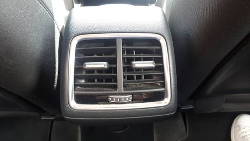 Audi Q3 1.4 TFSI COD 150 S-Tronic6 - Business – 2017 – 144962 km – Essence – Boîte Automatique — photo 11