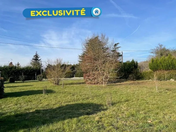 EXCLUSIVITE ! Terrain à bâtir de 1000 m2 environ à BRAY-SAI
