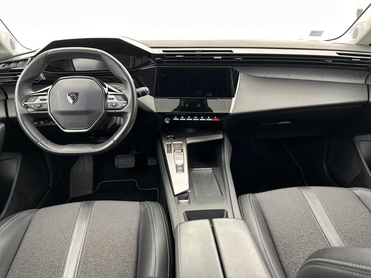 Peugeot 308 phev 180 e-eat8 allure — photo 11