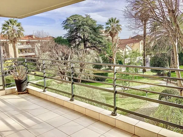Appartement 4 pièces 98 m²