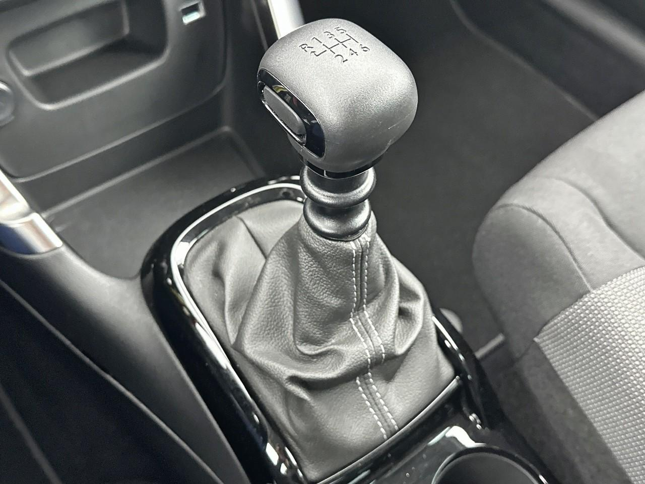 Citroën C3 Aircross puretech 110 s&s bvm6 shine pack — photo 29