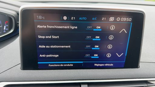 Peugeot 3008 1.6 BlueHDi 120 - Active Business – 2017 – 169986 km – Diesel – Boîte Manuelle — photo 6