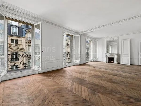 Appartement 5 pièces 141 m²