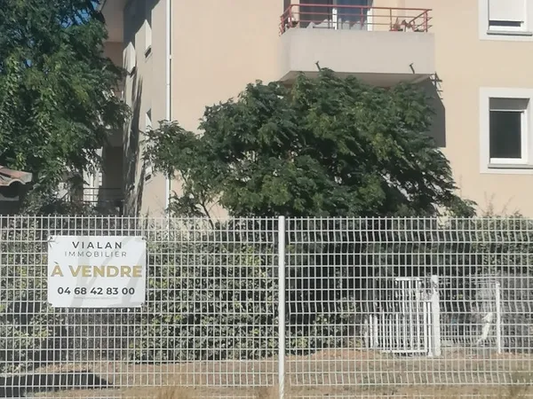 T2 Rez de Jardin 41 m2 Lézignan Corbières