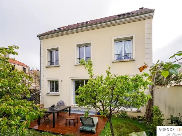 Vends maison - 153.23 m² - 7 pièces, 5 chambres - Montesson 78360