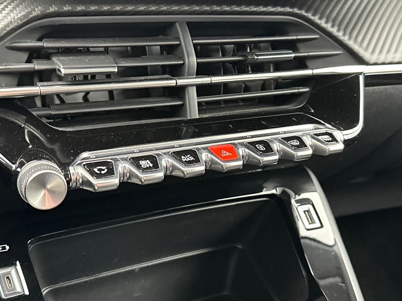 Peugeot 208 puretech 100 s&s bvm6 style — photo 26