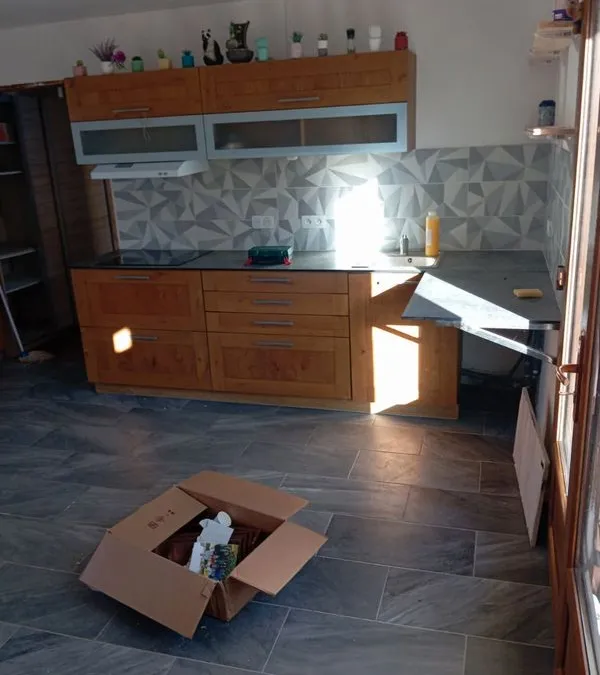 Photo 1
