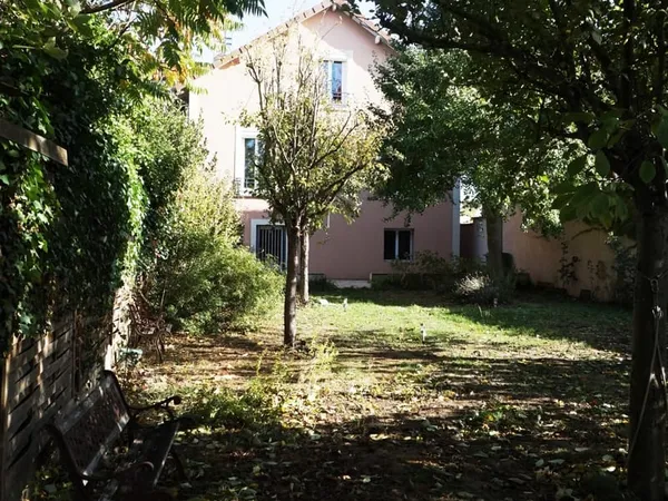 Maison 5 pièces 130 m²