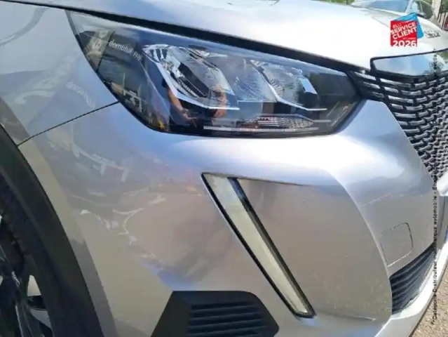 Peugeot 2008 1.2 puretech 130ch s&amp;s allure pack eat8 — photo 13