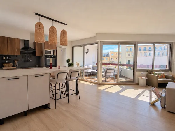 À VENDRE - T3/4 DE 77,56 M² - TERRASSE - VAUBAN