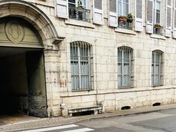 Bureau 153 m²