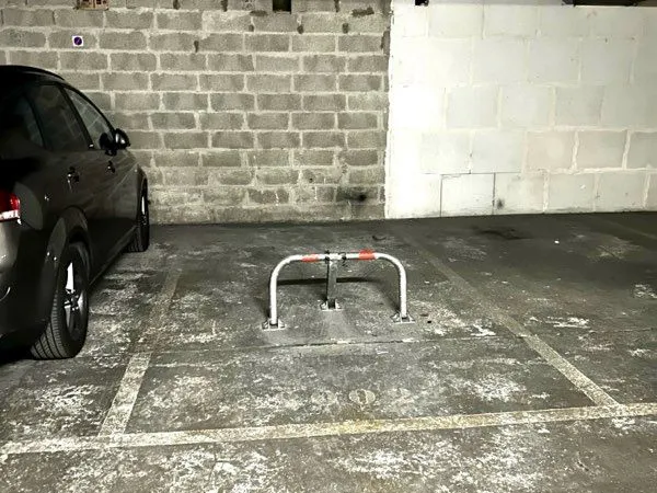 Place de parking sécurisée à louer - Clichy (92)