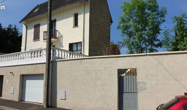 PONTOISE Quartier Tribunal Maison Individuelle 145 m² habitable sur 600 m² terrain