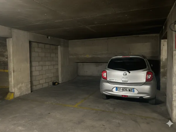 Parking 24 m²