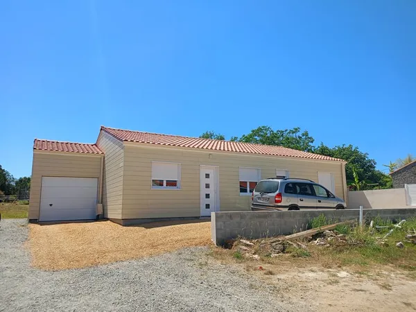 ROUANS - MAISON DE 135 M2 de 2023 - 309 000EUR