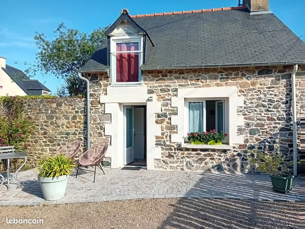 Charmante petite maison meublée du 01/10/26 au 30/04/2027