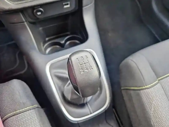 Citroën C3 puretech 83 s&amp;s bvm5 — photo 14