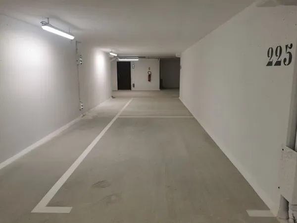 Place de Parking en sous-sol à Longjumeau