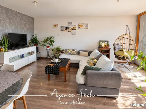 Immeuble 373 m²