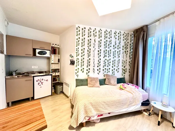 Studio 1 pièce 19 m²