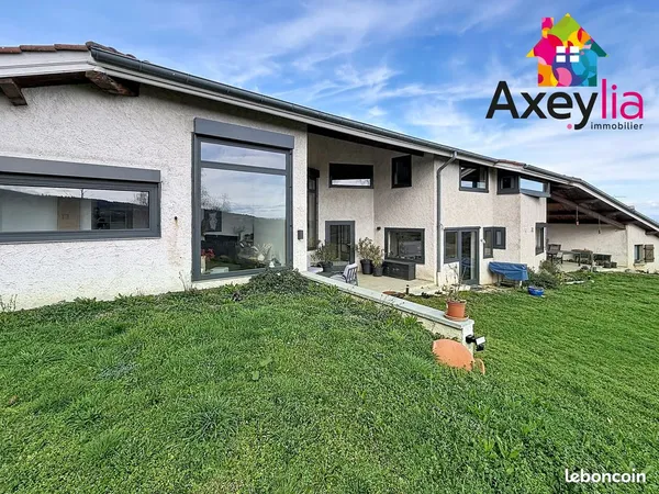Maison 8 pièces 195 m²